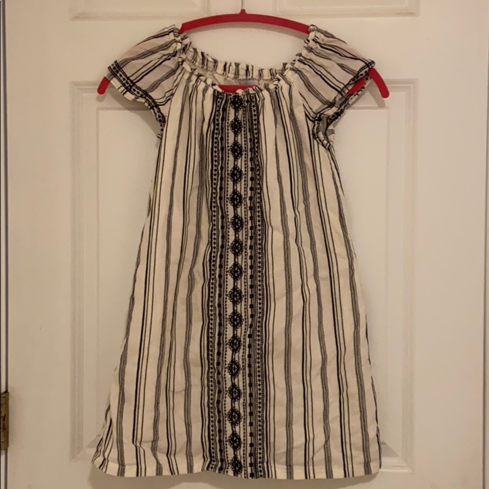 Little girl’s navy blue and white dress!